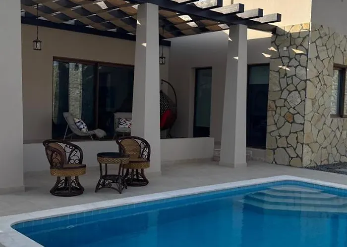 Farm House In Sifah Resort